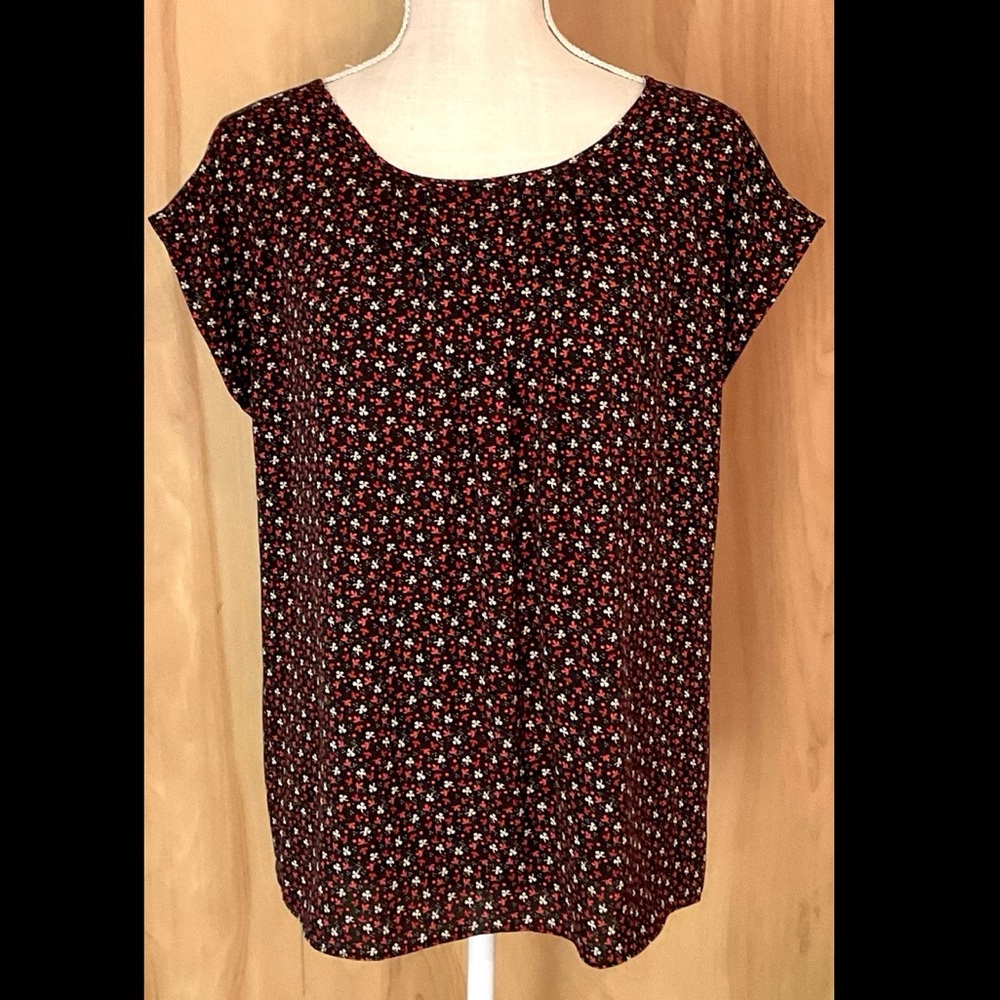 Loft sleeveless floral blouse - EUC